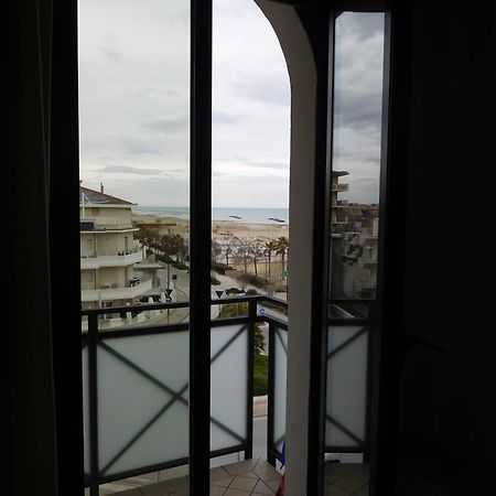 Gabbiano Apartments Rimini Exteriér fotografie