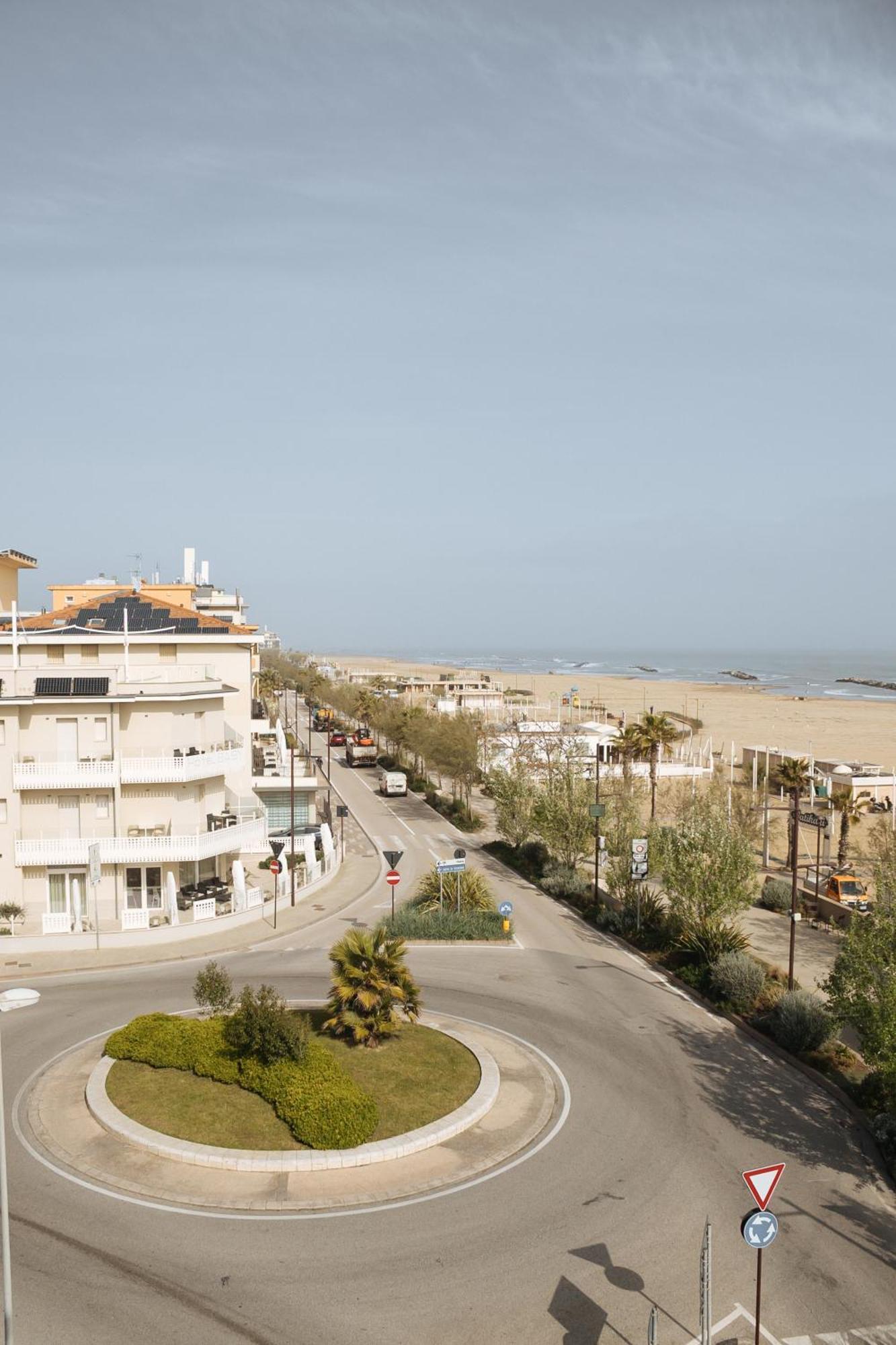 Gabbiano Apartments Rimini Exteriér fotografie
