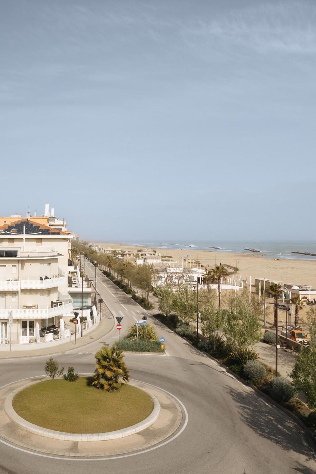 Gabbiano Apartments Rimini Exteriér fotografie