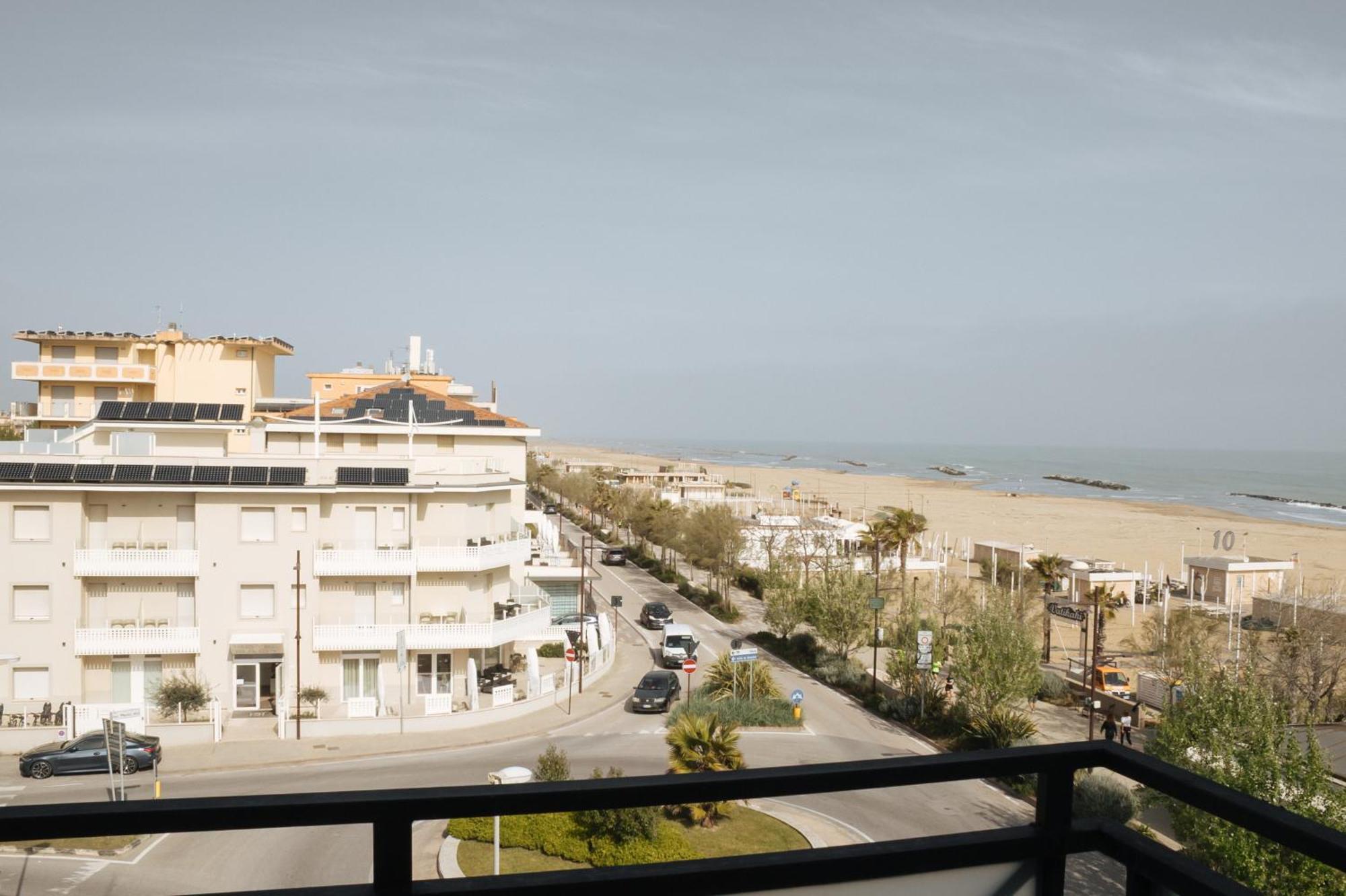 Gabbiano Apartments Rimini Exteriér fotografie